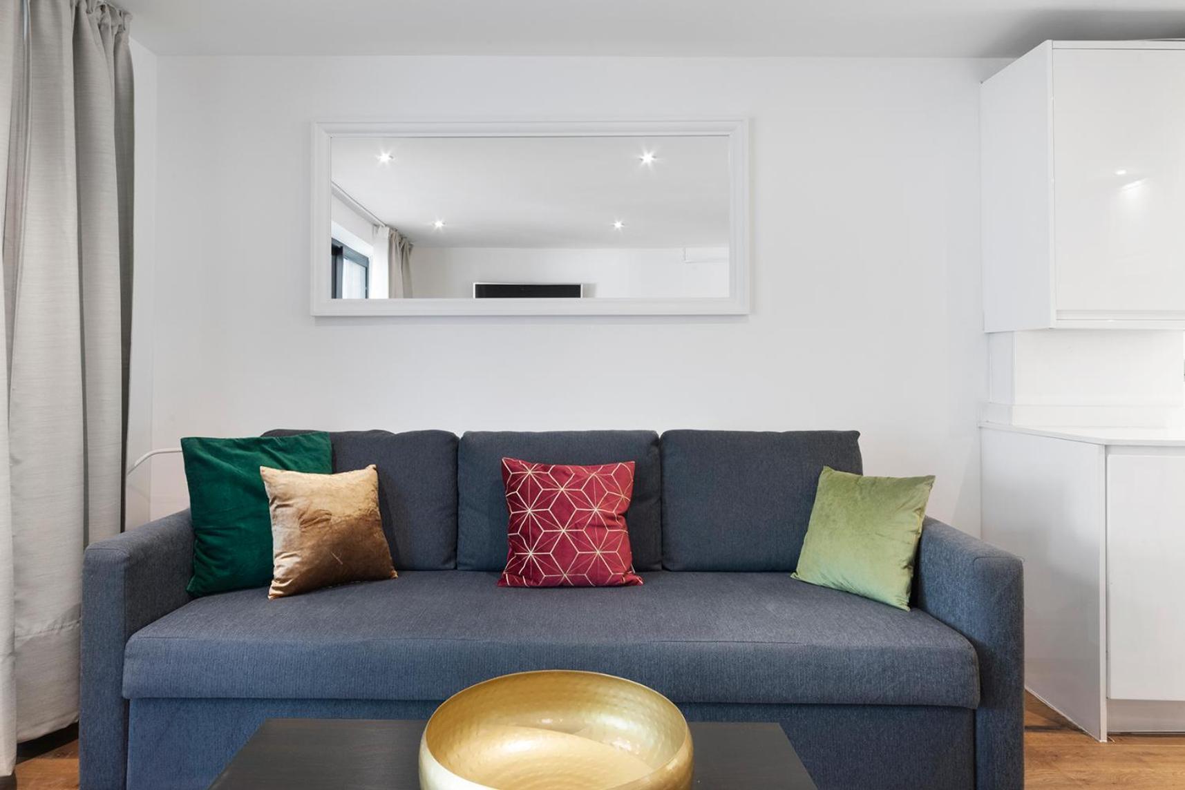 Hermitage Road Apartment By Morethanstays Лондон Экстерьер фото